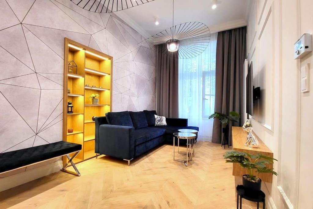 Exclusive, Unique Apartment, 2 Bathrooms, 105sqm Apartament *